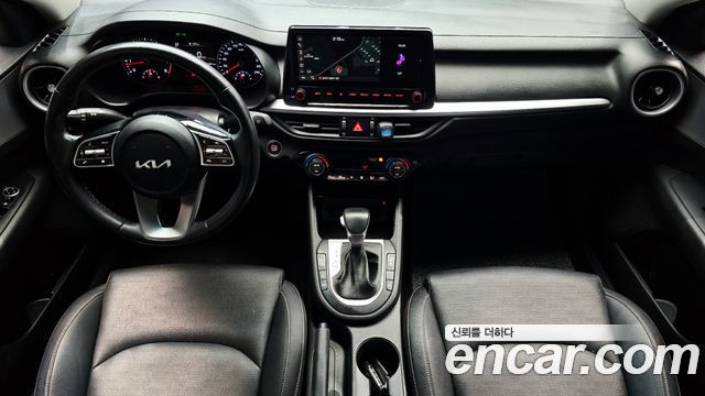 Kia K3 2022 — photo 10