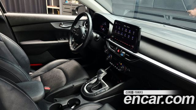 Kia K3 2022 — photo 25