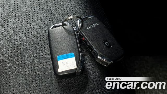 Kia K3 2022 — photo 28