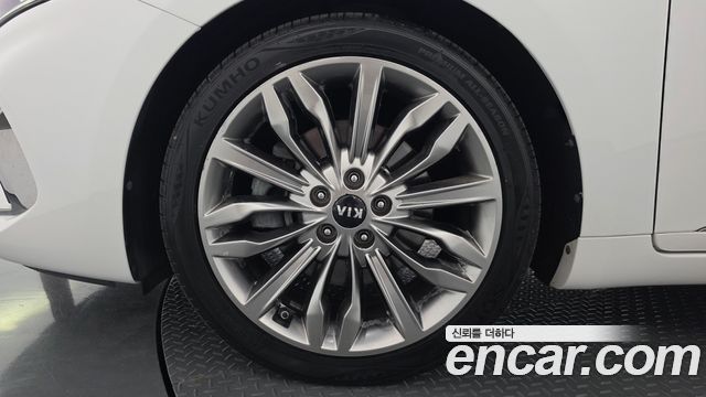 Kia K7 2020 — photo 5