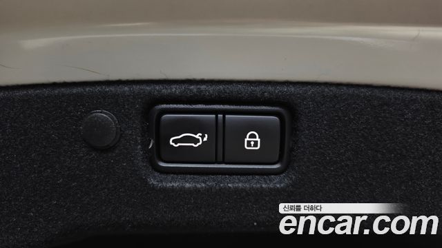 Kia K7 2020 — photo 22