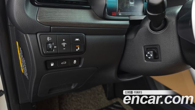 Kia K7 2020 — photo 28