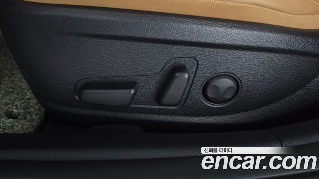 Kia K7 2020 — photo 30
