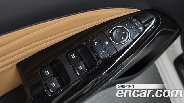 Kia K7 2020 — photo 38