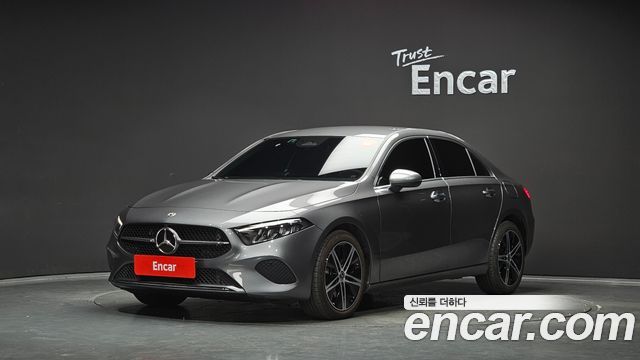 Mercedes-Benz A-Class 2025 — photo 1