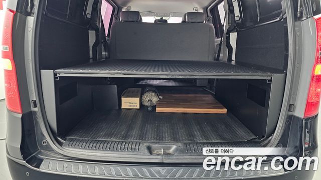 Hyundai Starex 2019 — photo 20