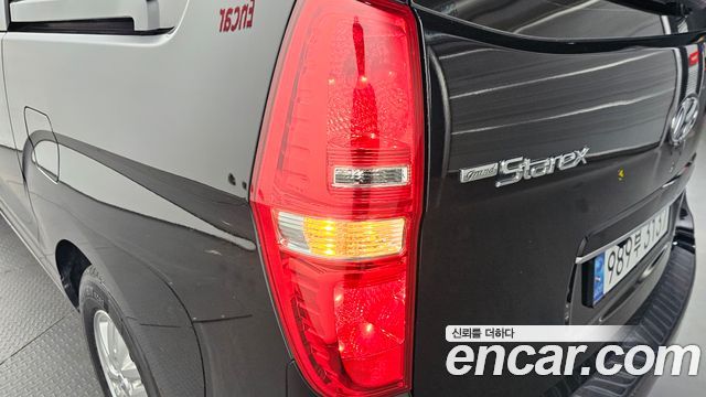 Hyundai Starex 2019 — photo 9