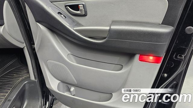 Hyundai Starex 2019 — photo 15