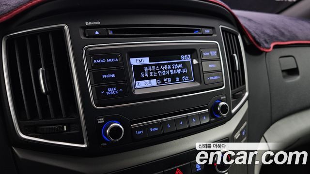 Hyundai Starex 2019 — photo 31