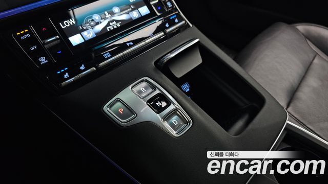 Hyundai Grandeur 2022 — photo 9