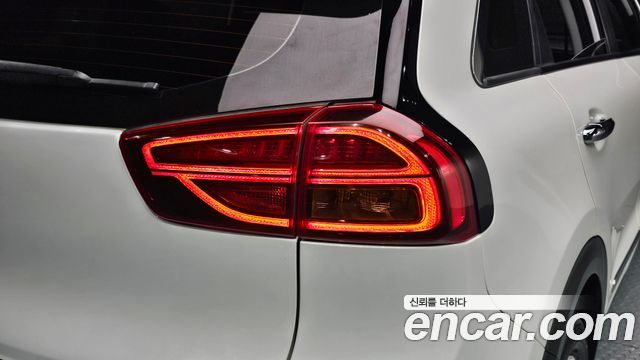 Kia Niro 2020 — photo 9