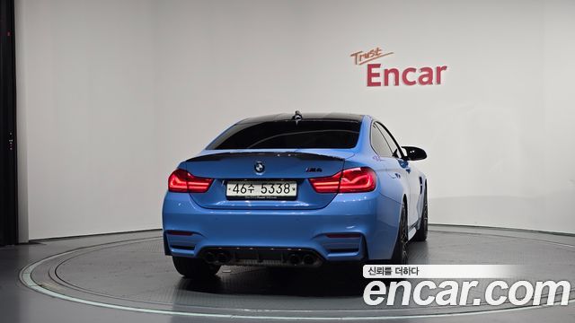 BMW M4 2018 — photo 4