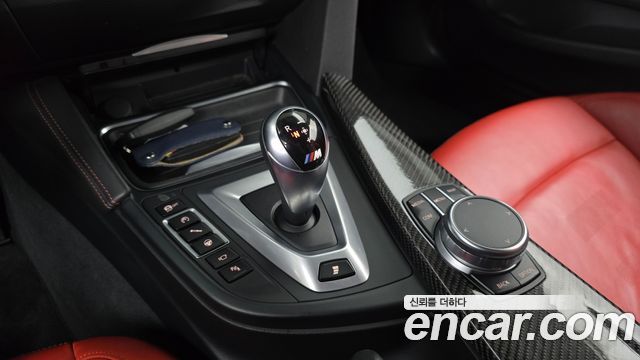 BMW M4 2018 — photo 9