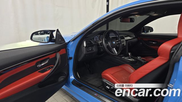BMW M4 2018 — photo 10