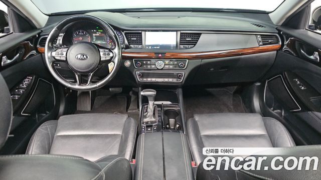 Kia K7 2017 — photo 10