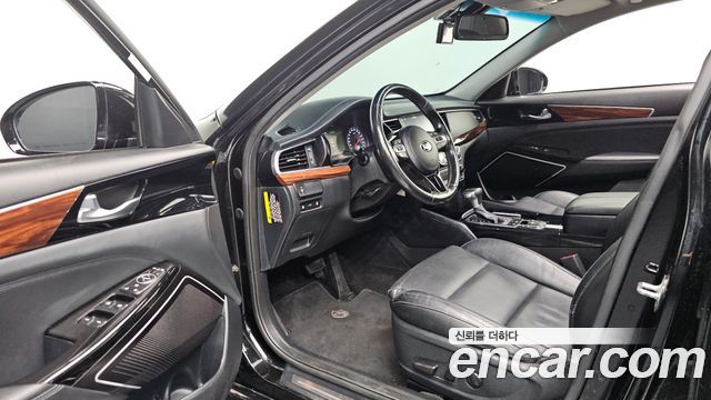 Kia K7 2017 — photo 13