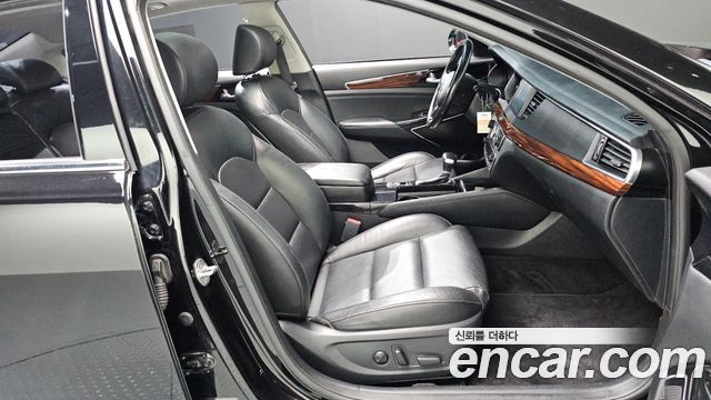 Kia K7 2017 — photo 16