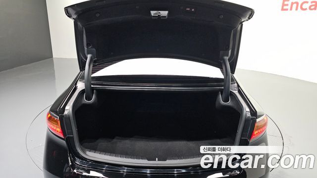 Kia K7 2017 — photo 35