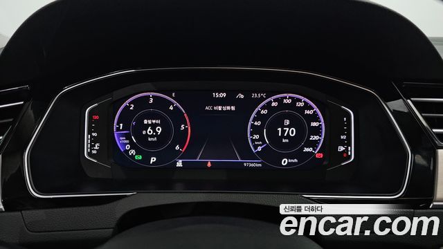 Volkswagen Passat 2021 — photo 11