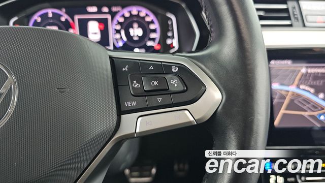 Volkswagen Passat 2021 — photo 21