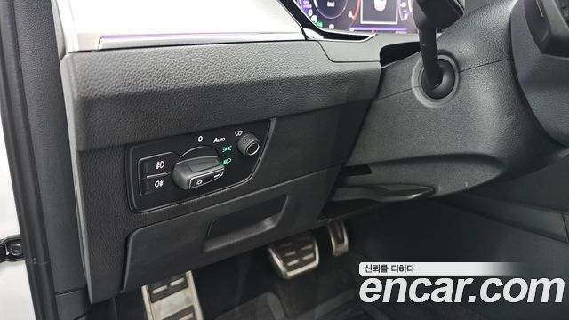 Volkswagen Passat 2021 — photo 27