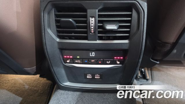 BMW 3-Series 2022 — photo 19