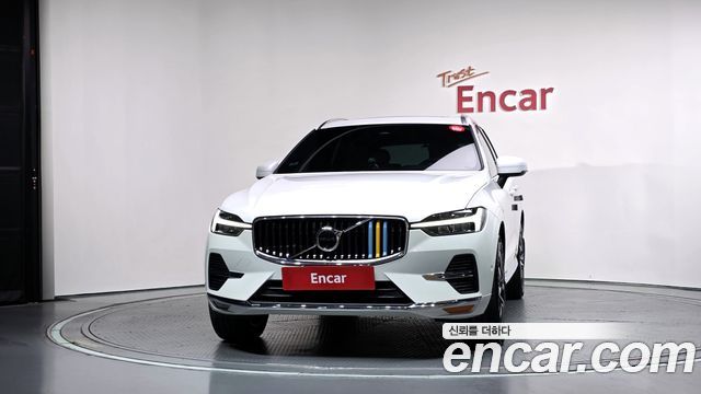 Volvo XC60 2024 — photo 3