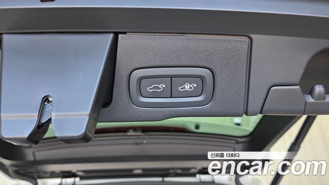 Volvo XC60 2024 — photo 34