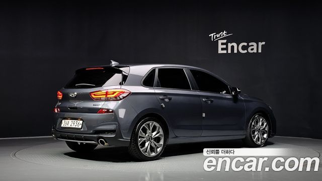 Hyundai i30 2019 — photo 2