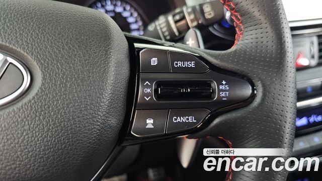 Hyundai i30 2019 — photo 24