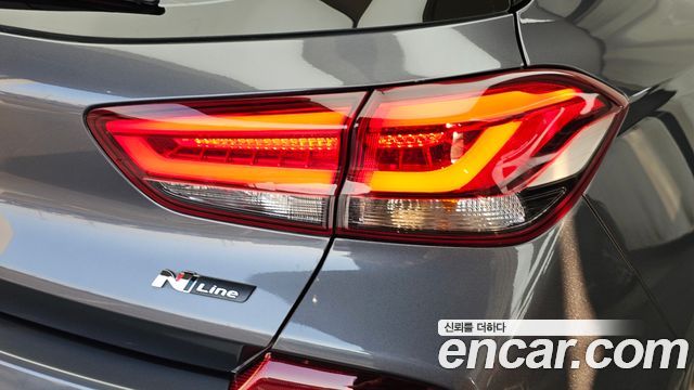 Hyundai i30 2019 — photo 9