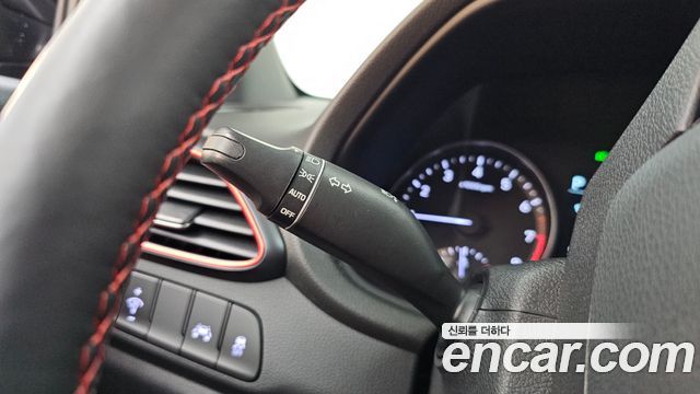 Hyundai i30 2019 — photo 31