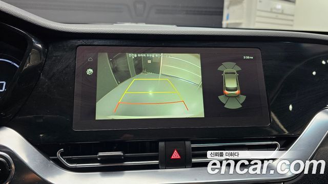 Kia Niro 2023 — photo 21