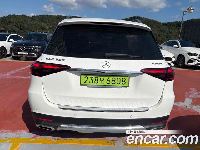 Mercedes-Benz GLE-Class 2026 — photo 3