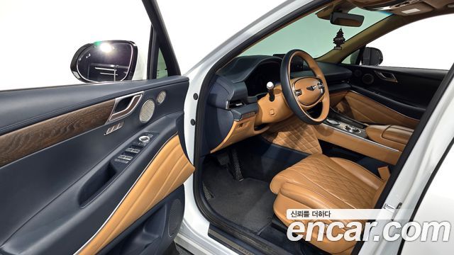 Genesis GV80 2020 — photo 13