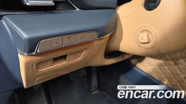 Genesis GV80 2020 — photo 26