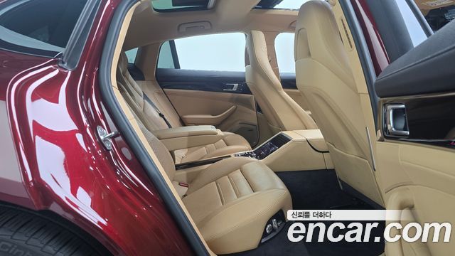 Porsche Panamera 2021 — photo 18