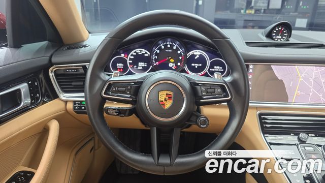 Porsche Panamera 2021 — photo 19
