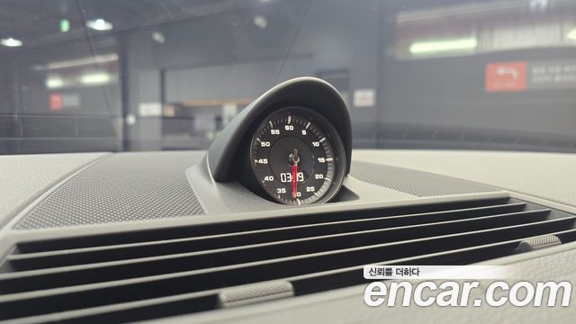 Porsche Panamera 2021 — photo 27