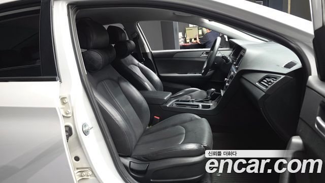 Hyundai Sonata 2015 — photo 11