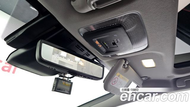 Toyota Prius 2024 — photo 26