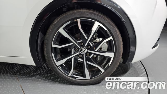 Toyota Prius 2024 — photo 7
