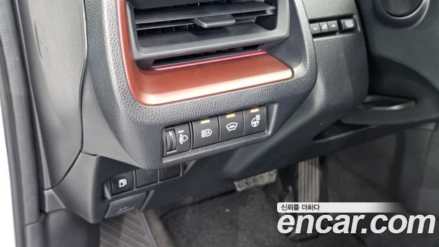 Toyota Prius 2024 — photo 27