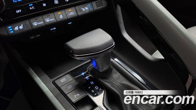 Hyundai AVANTE 2025 — photo 12