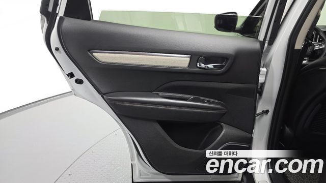 Renault Korea QM6 2022 — photo 15