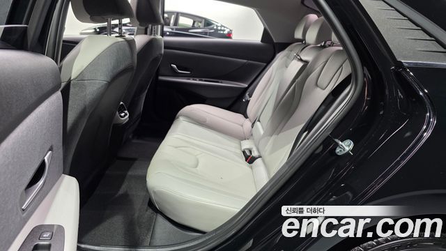 Hyundai AVANTE 2023 — photo 11