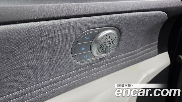 Hyundai AVANTE 2023 — photo 14