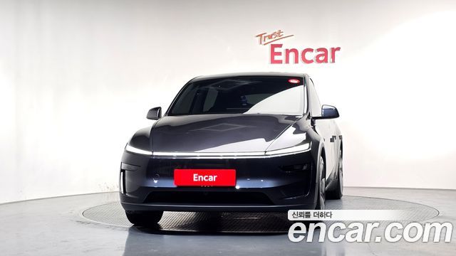 Tesla Model Y 2025 — photo 3
