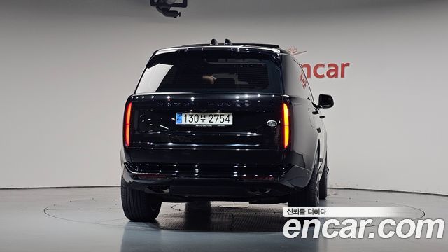 Land Rover Range Rover 2023 — photo 4
