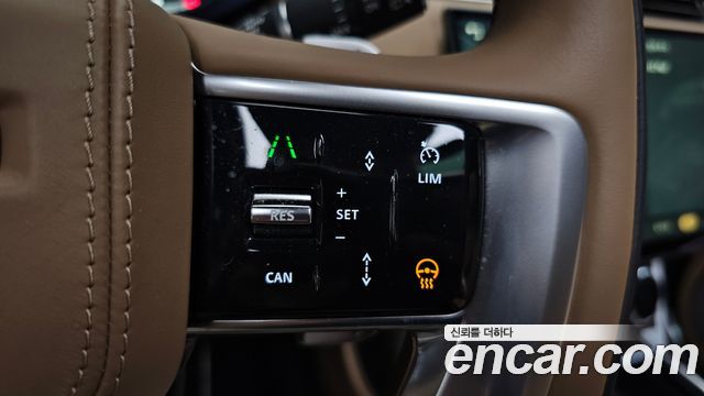 Land Rover Range Rover 2023 — photo 34